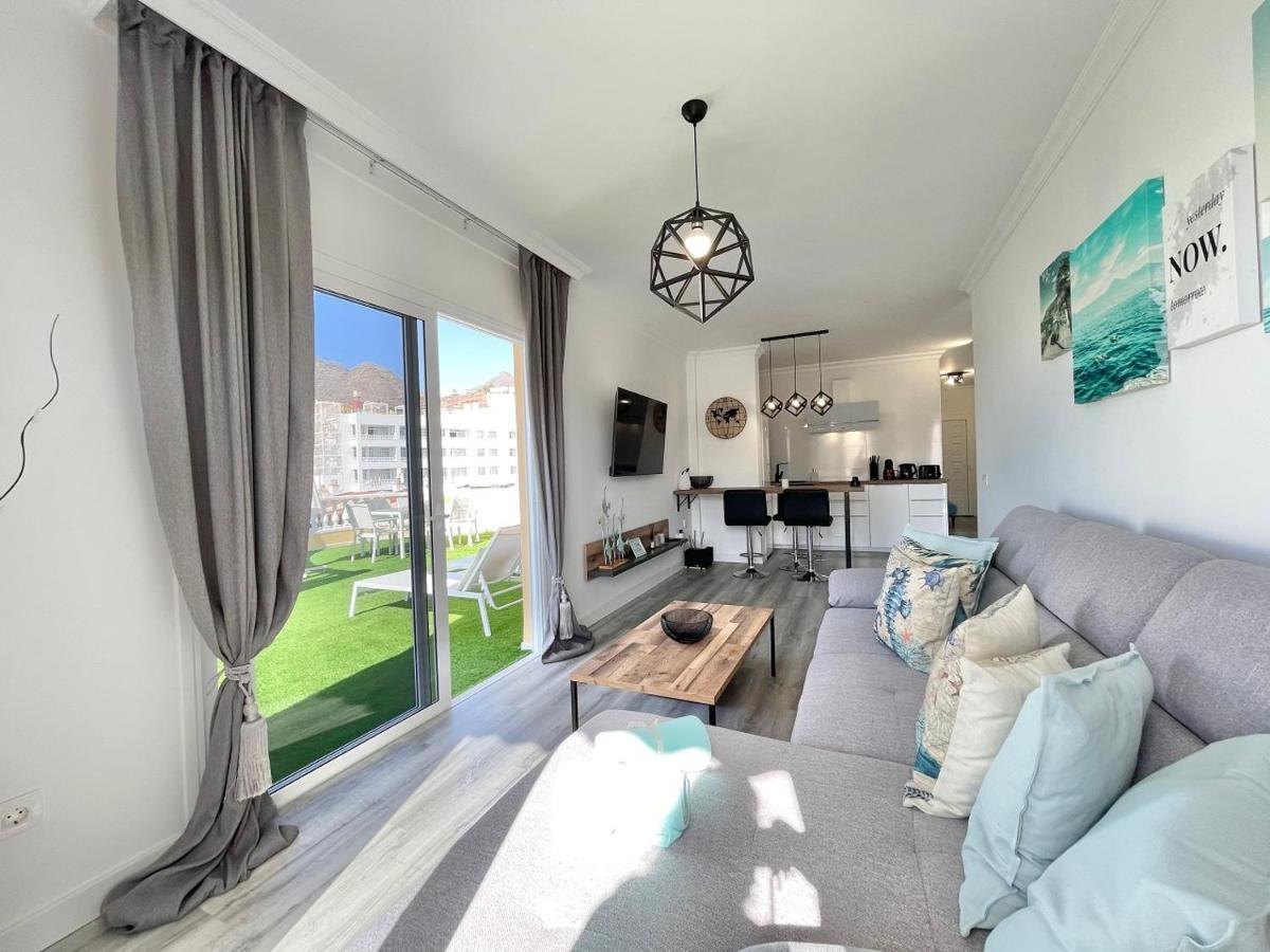Paulmarie Apartment Gigantes Ocean Lounge 푸에르토 데 산티아고 외부 사진