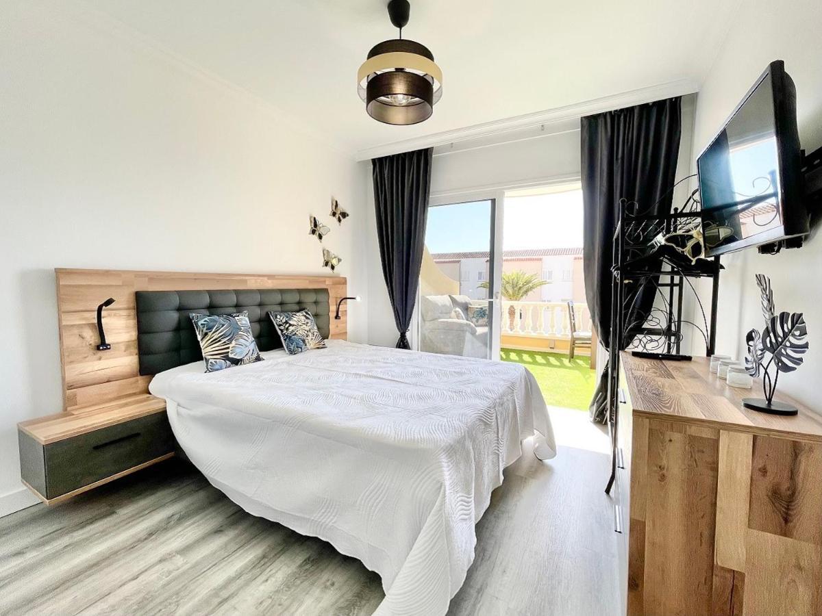 Paulmarie Apartment Gigantes Ocean Lounge 푸에르토 데 산티아고 외부 사진