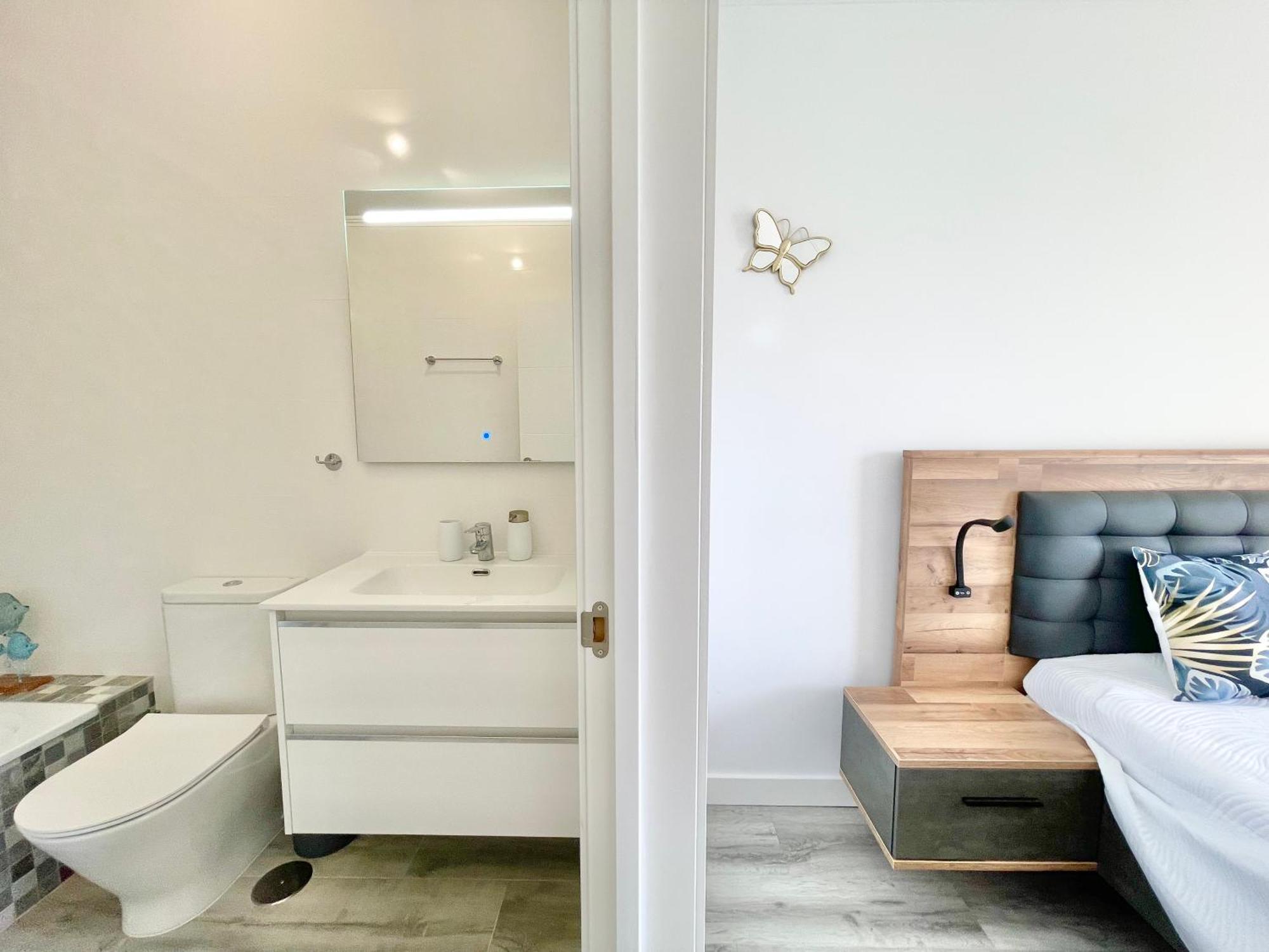 Paulmarie Apartment Gigantes Ocean Lounge 푸에르토 데 산티아고 외부 사진