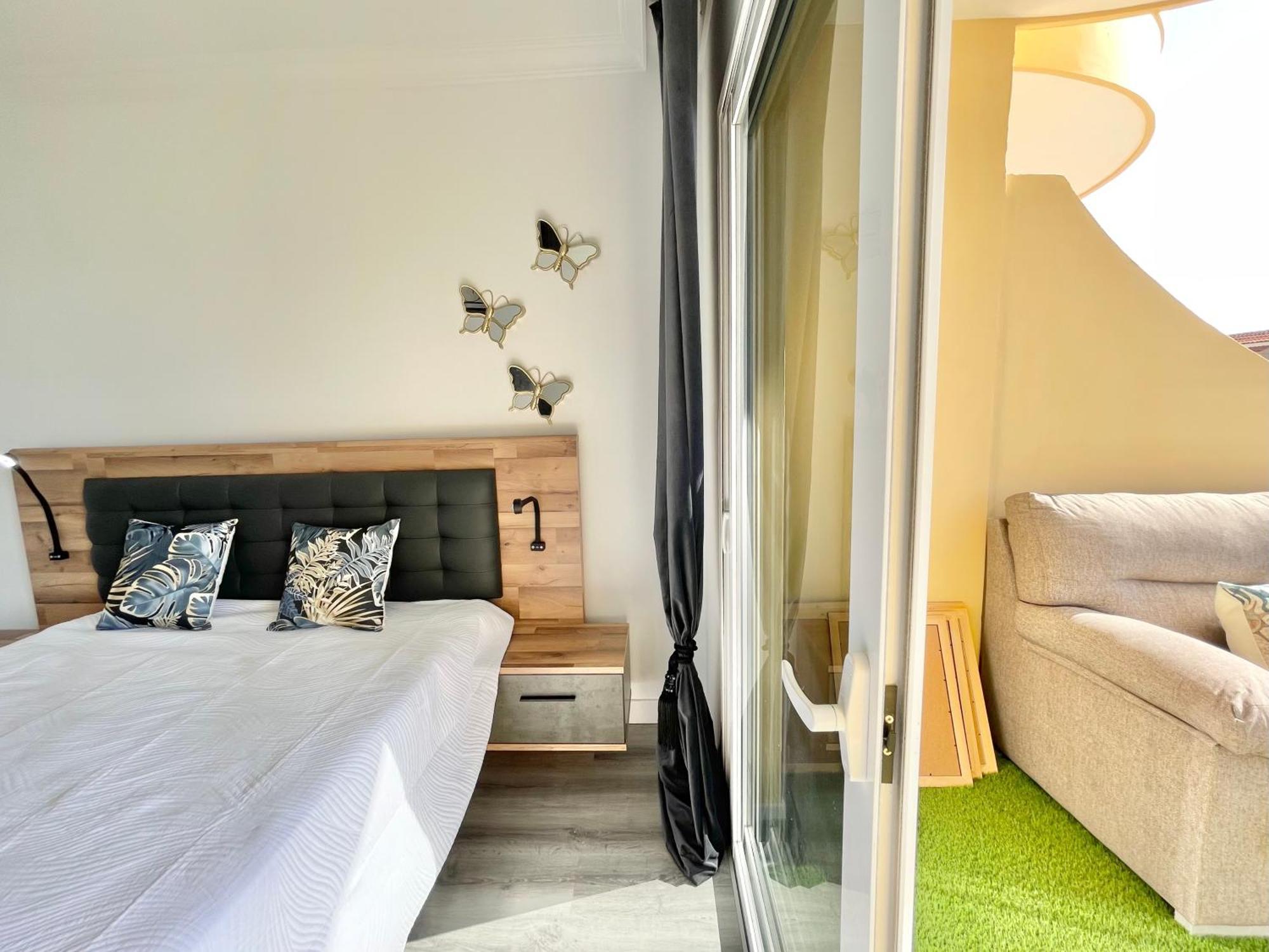 Paulmarie Apartment Gigantes Ocean Lounge 푸에르토 데 산티아고 외부 사진