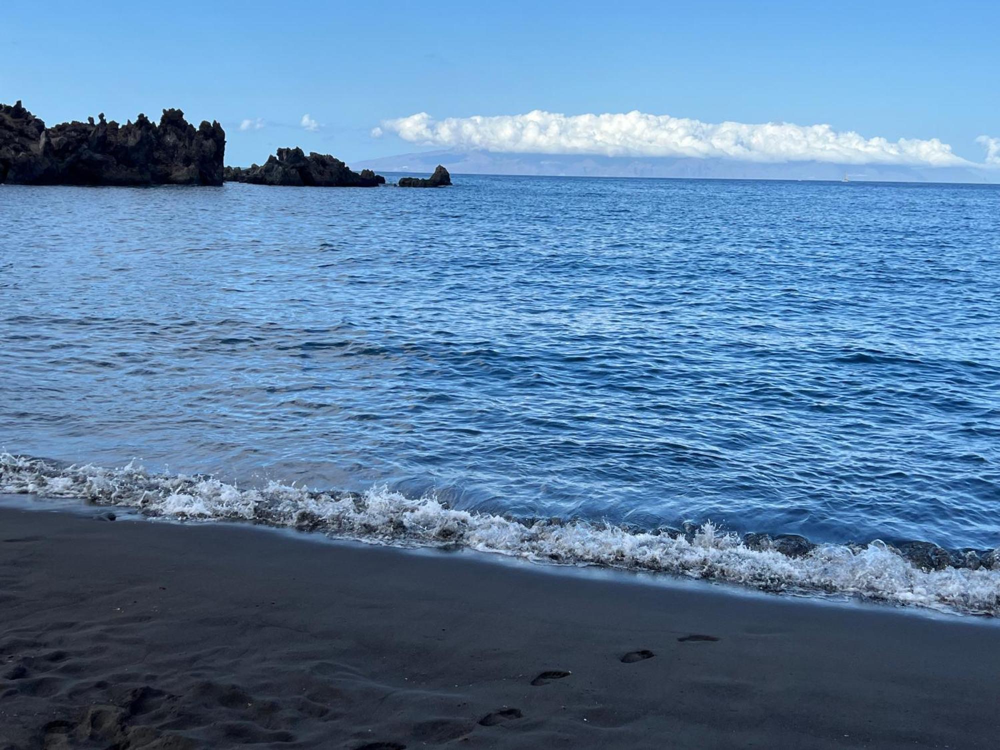Paulmarie Apartment Gigantes Ocean Lounge 푸에르토 데 산티아고 외부 사진