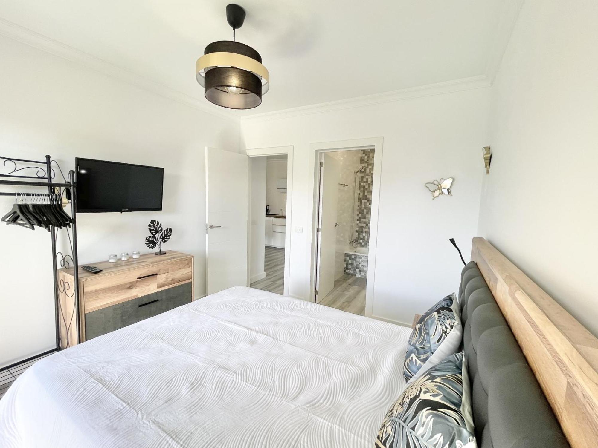 Paulmarie Apartment Gigantes Ocean Lounge 푸에르토 데 산티아고 외부 사진