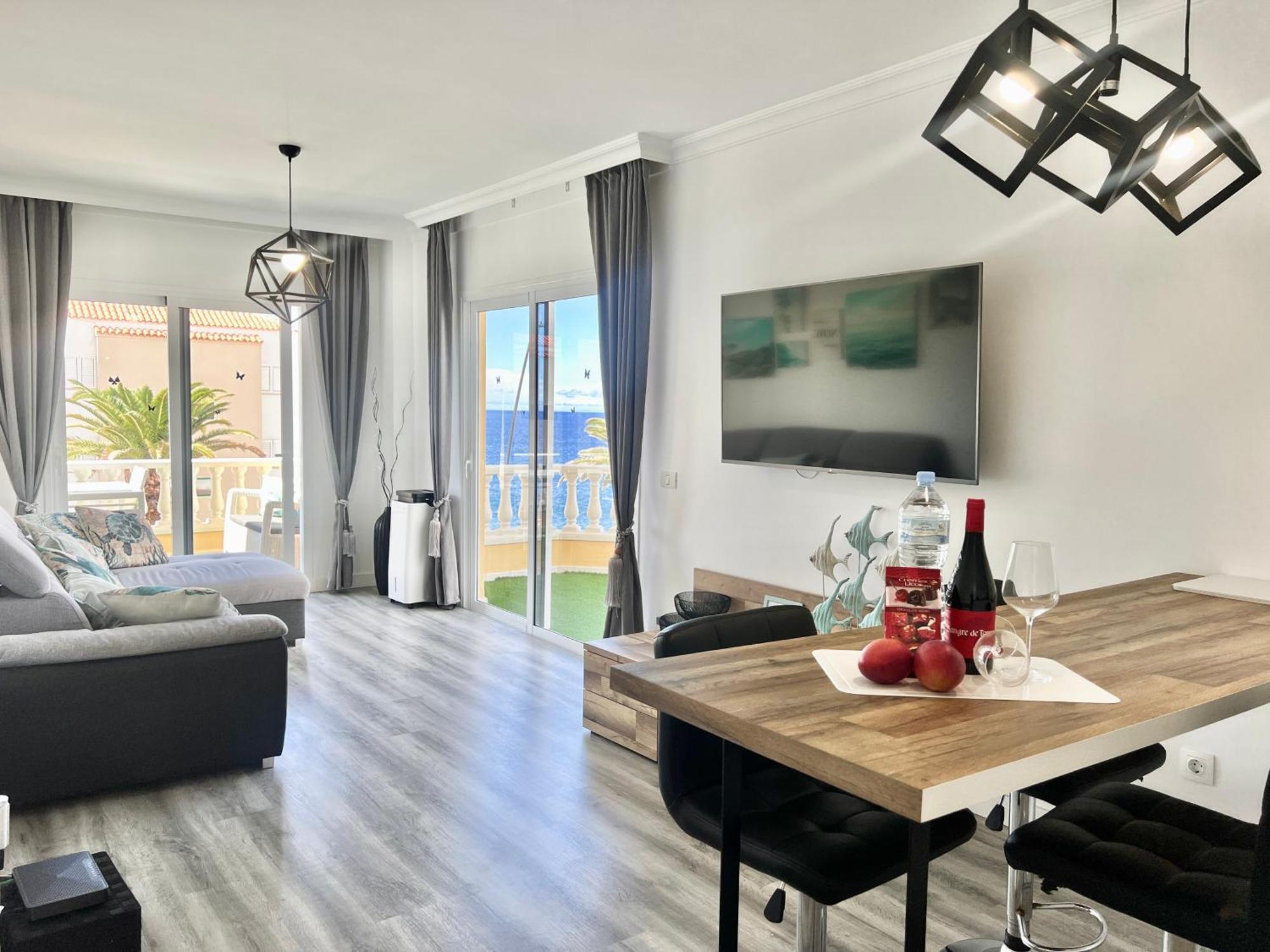 Paulmarie Apartment Gigantes Ocean Lounge 푸에르토 데 산티아고 외부 사진
