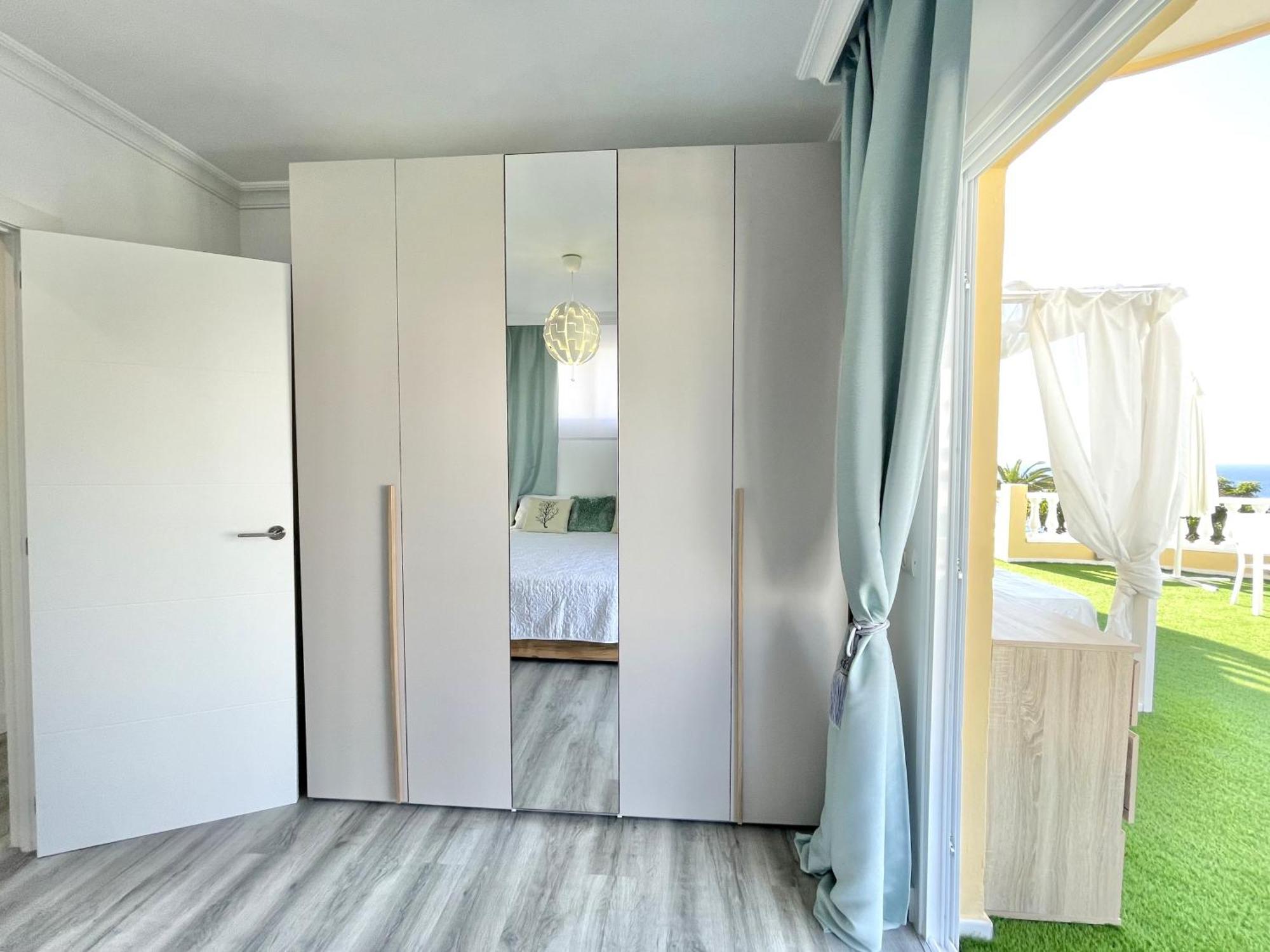 Paulmarie Apartment Gigantes Ocean Lounge 푸에르토 데 산티아고 외부 사진